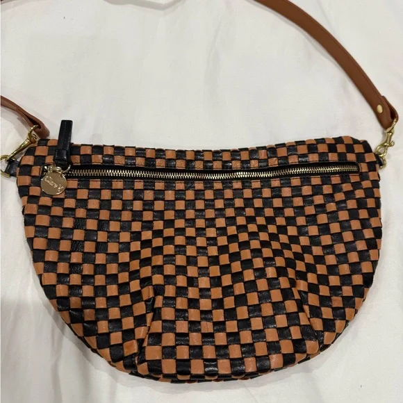 Clare V Grande Fanny - Picture 1 of 9